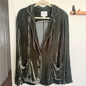 Velvet by Graham & Spencer Green Velvet Blazer - Size M